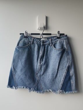 Weekend 100% Cotton Denim Frayed Hem Skirt